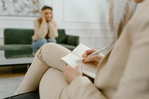 درمان استرس و اضطراب در بزرگسالان | علت، علائم و راهکارهای فوری علمی درمان استرس و اضطراب در بزرگسالان | علت، علائم و راهکارهای فوری علمی