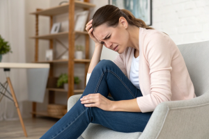 ام اس (MS) چیست؟ علائم، علت‌هاو روش‌های درمان بیماری ام اس